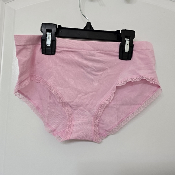 Victoria's Secret panties - Picture 4 of 6